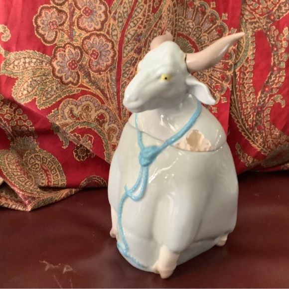 Ozark Cookie Jar - Picture 1 of 5